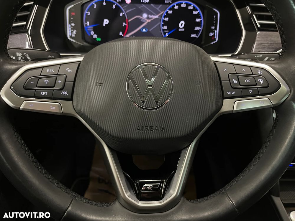 Volkswagen Passat 1.5 TSI ACT DSG Highline - 26