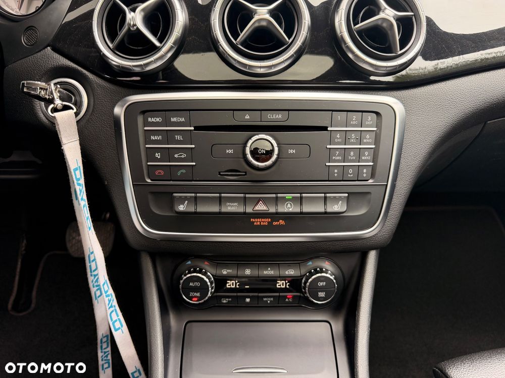Mercedes-Benz CLA 250 4-Matic - 21