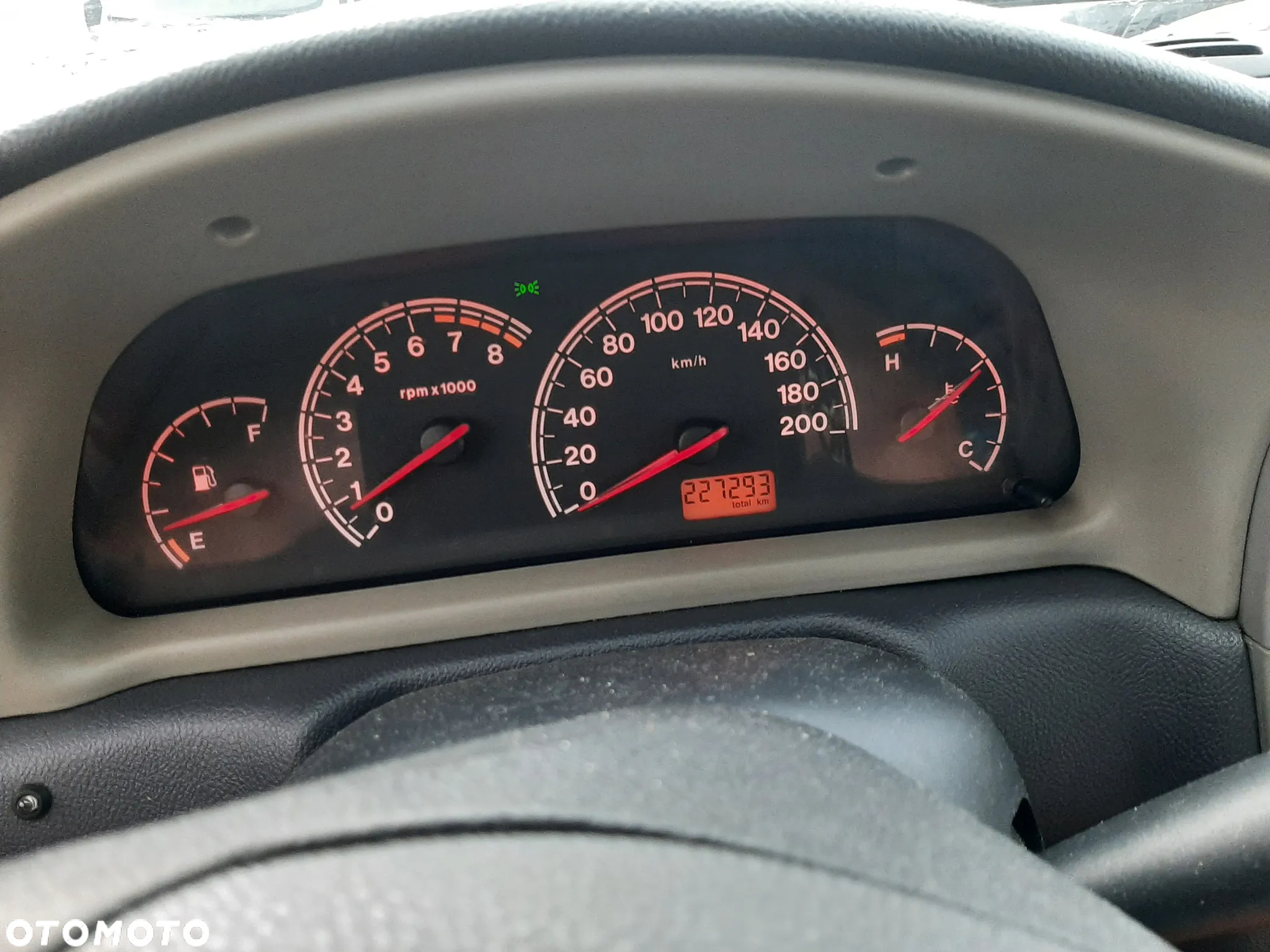 Fiat Albea 1.6 16V Active / HL - 10