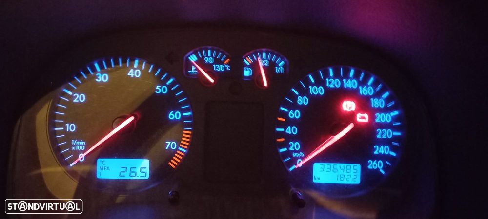 VW Golf 1.6i Highline EC - 5