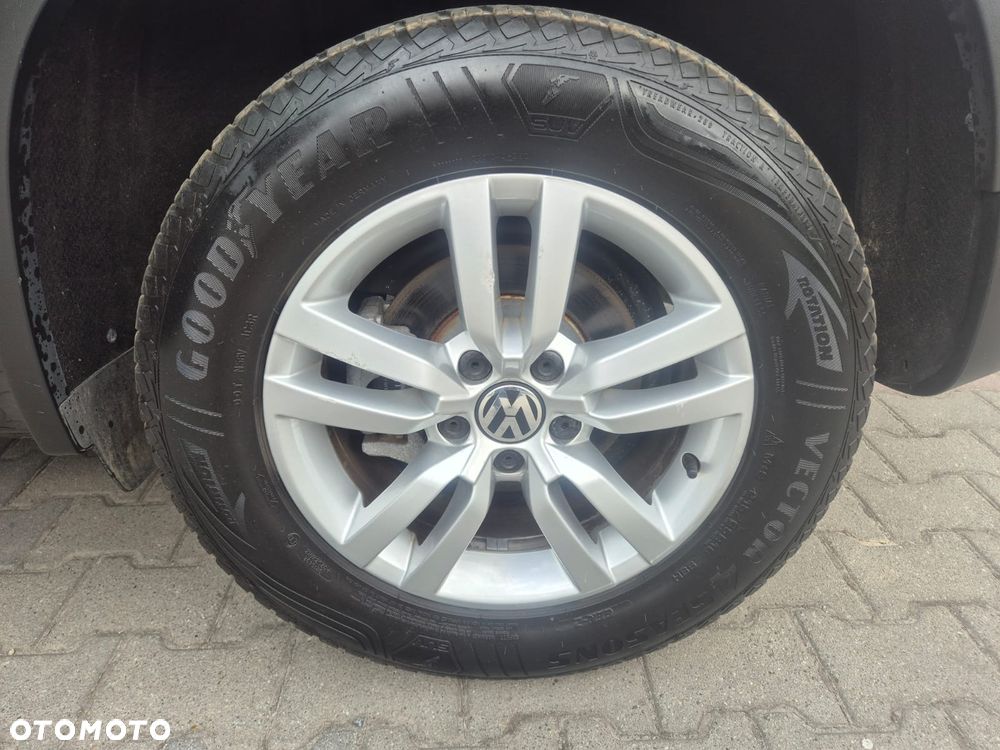 Volkswagen Tiguan - 18