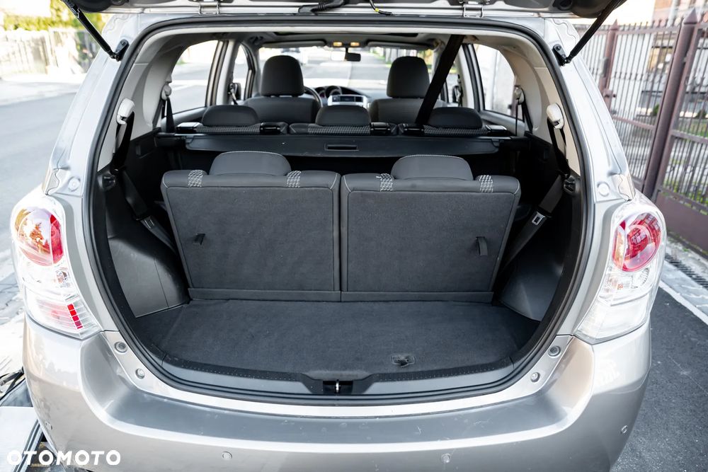 Toyota Verso 1.8 7-Sitzer Executive - 30