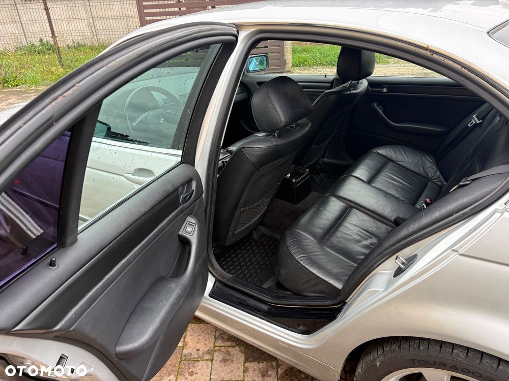 BMW Seria 3 328i - 19