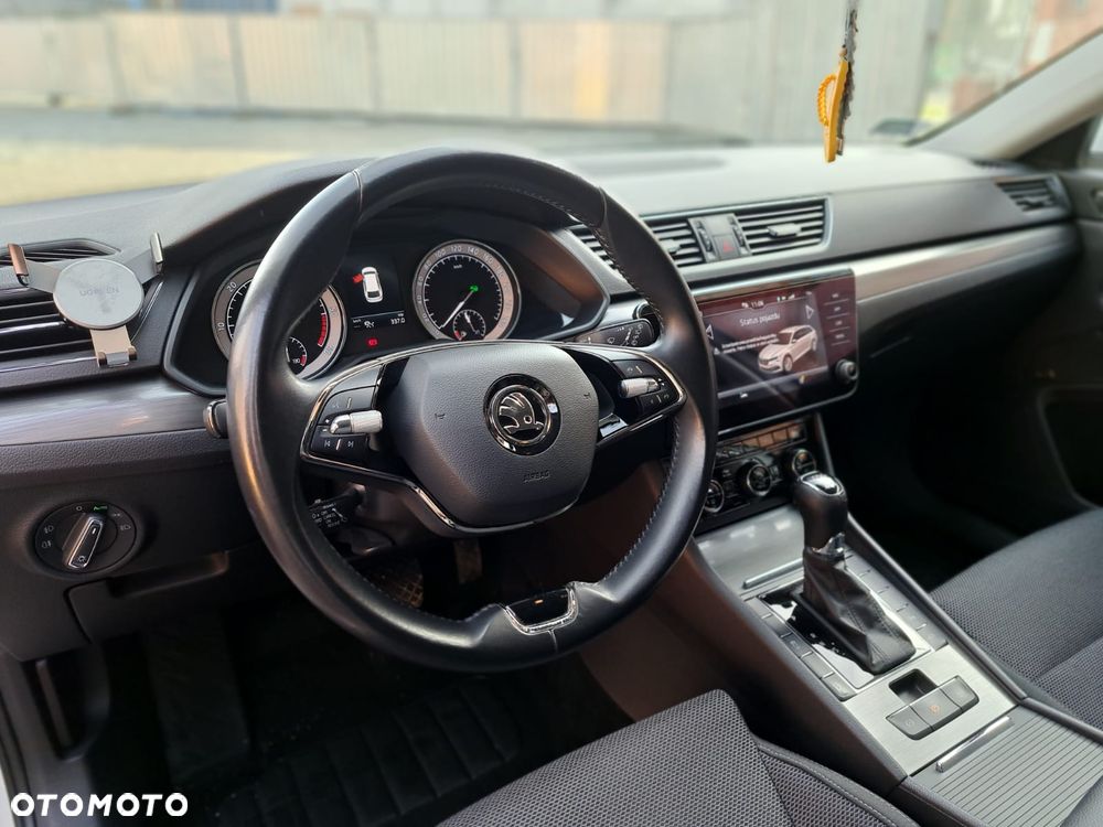 Skoda Superb 2.0 TDI SCR 4x4 Style DSG - 7