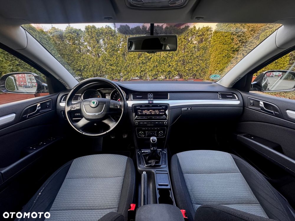 Skoda Superb 2.0 TDI Exclusive - 10