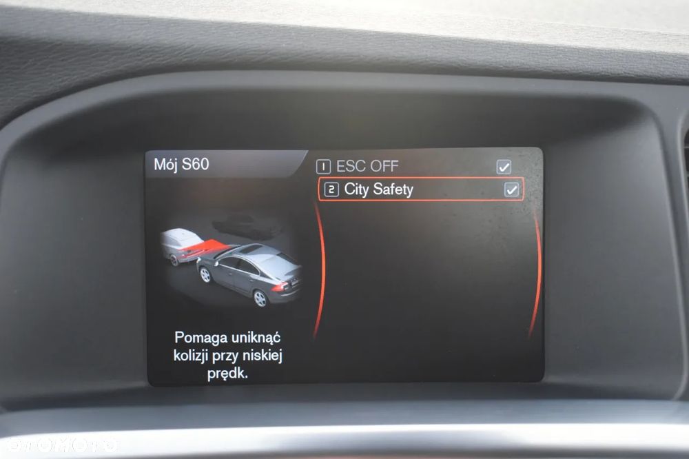 Volvo S60 D3 Momentum - 31