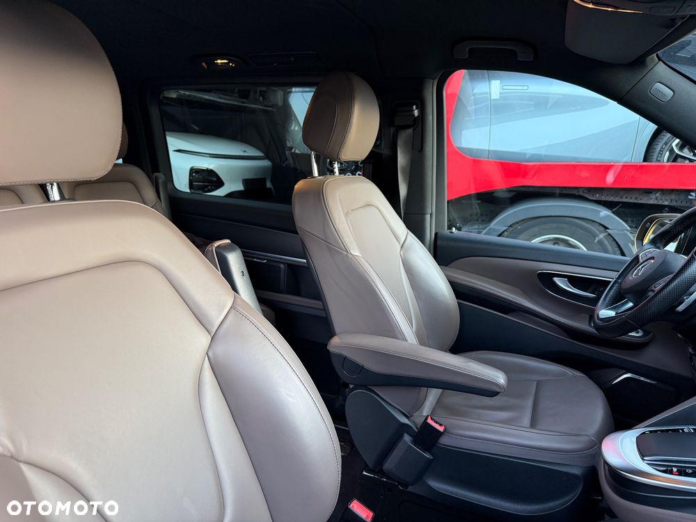 Mercedes-Benz Klasa V 300 d lang 9G-TRONIC Special Edition Avantgarde - 8