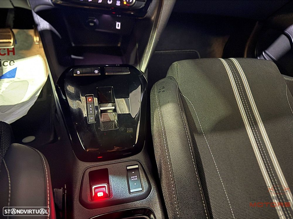 Opel Corsa 1.2 T Hybrid EdCT - 29