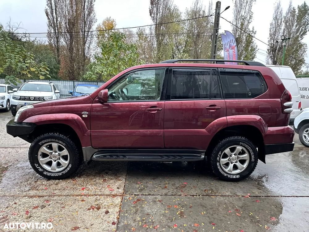 Toyota Land Cruiser - 10