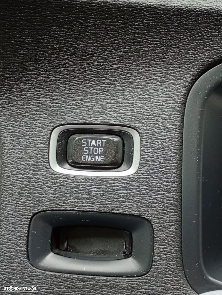 Volvo V60 2.0 D2 R-Design Momentum - 14