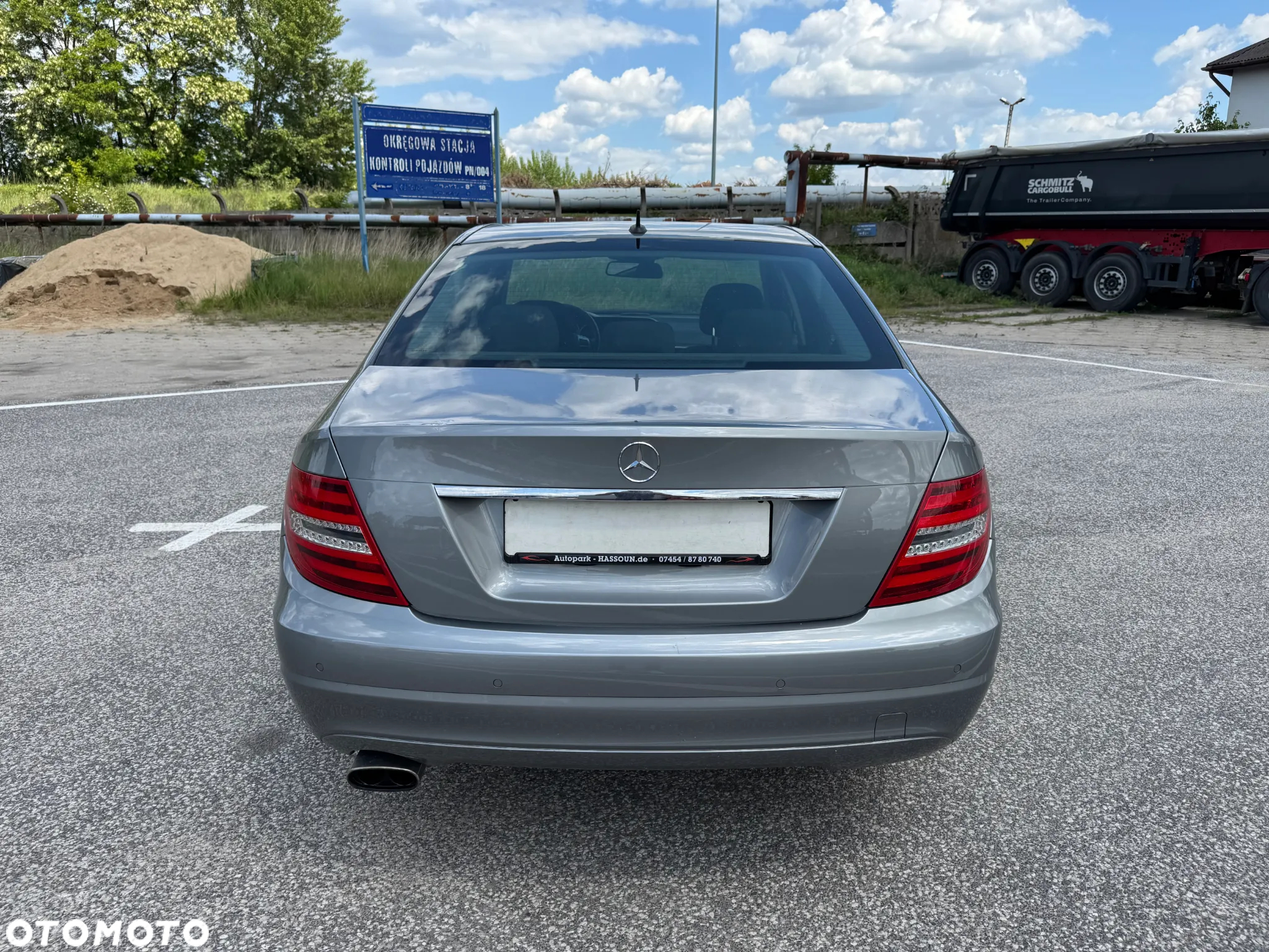 Mercedes-Benz Klasa C 180 BlueEFFICIENCY Elegance - 29