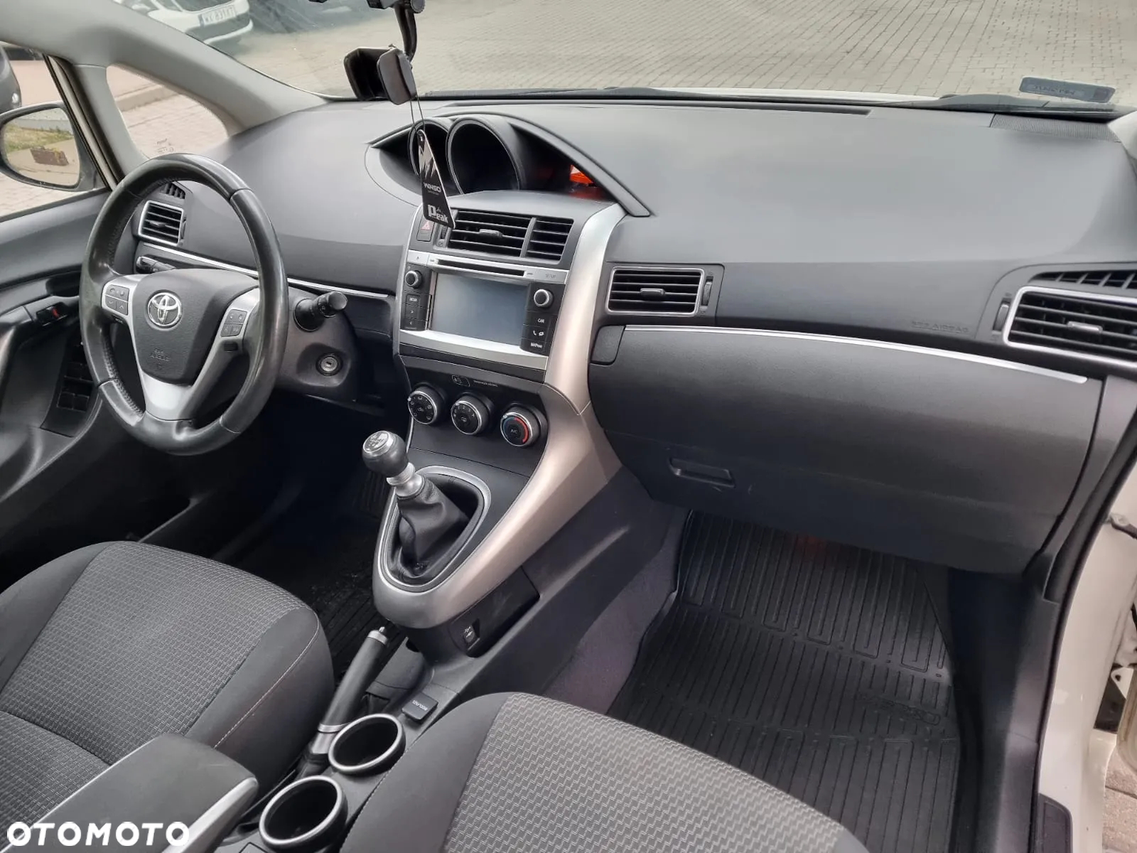 Toyota Verso 2.0 D-4D Premium - 6