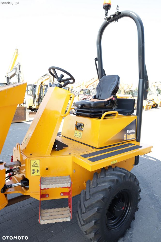 Thwaites MACH2080 3 tony - 25