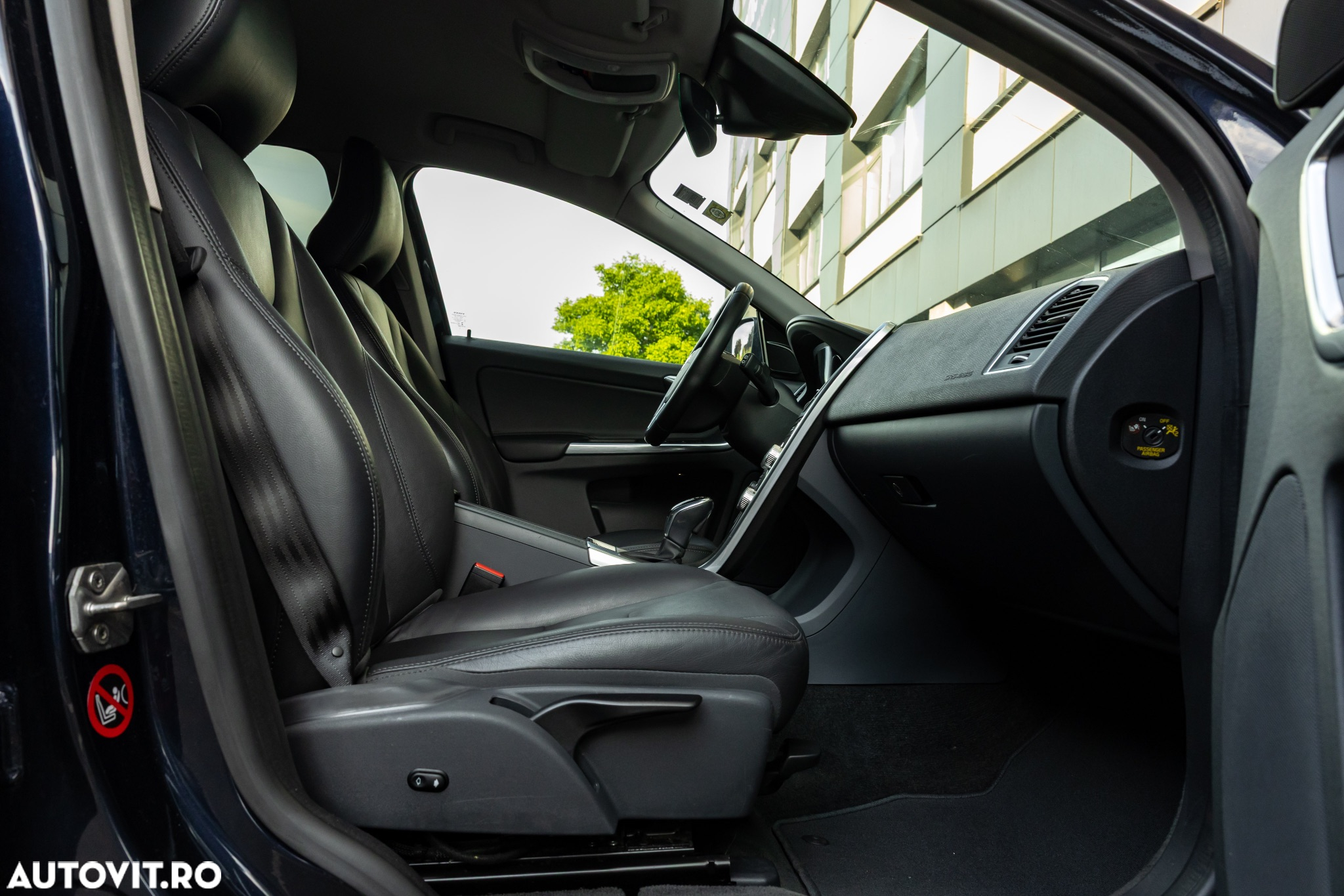 Volvo XC 60 D5 AWD Aut. Summum - 12