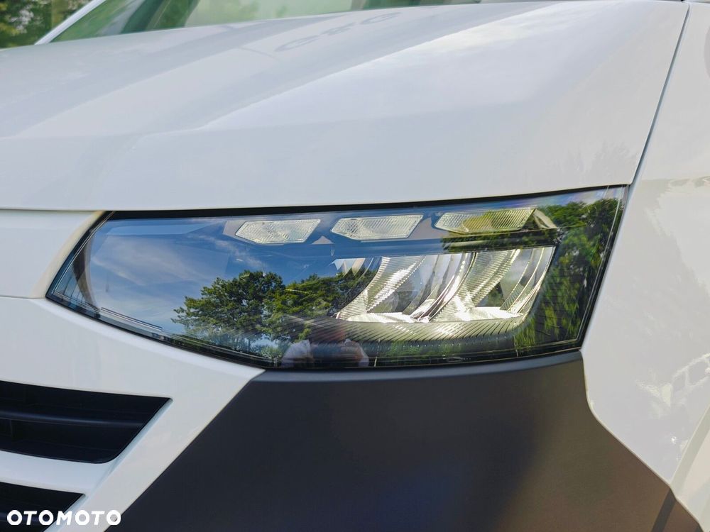 Volkswagen Transporter T7 Brygadówka 5 Osób 2.0 TDI 150KM Kamera Hak Grzane Fotele - 12