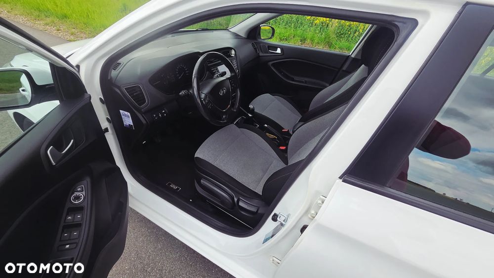 Hyundai i20 - 6