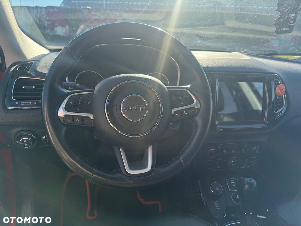 Jeep Compass - 13