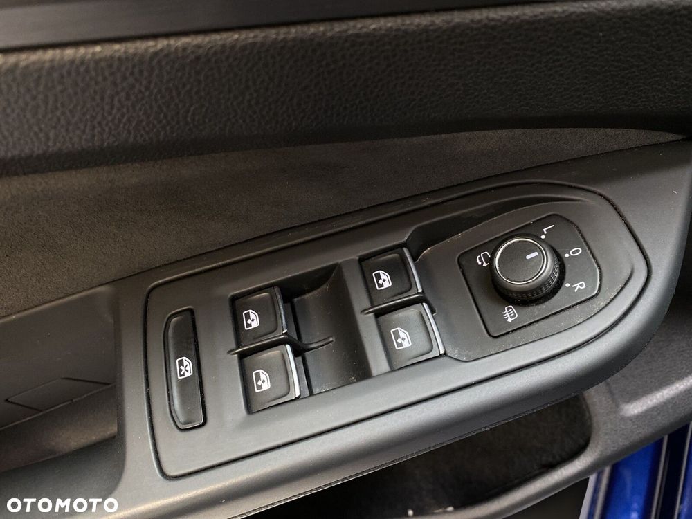 Volkswagen Golf 2.0 TDI Style DSG - 37