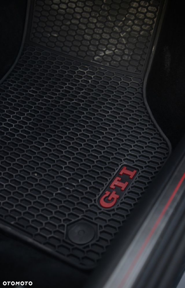 Volkswagen Golf 2.0 TSI BMT GTI DSG - 17