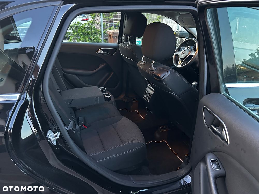 Mercedes-Benz Klasa B 180 CDI - 13