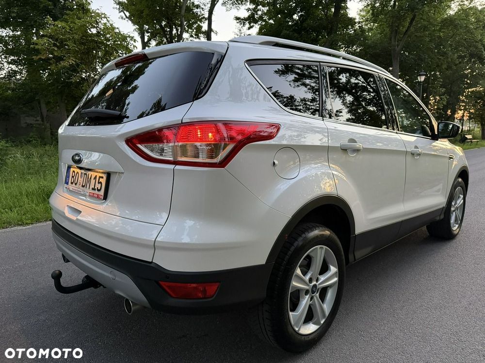 Ford Kuga - 10