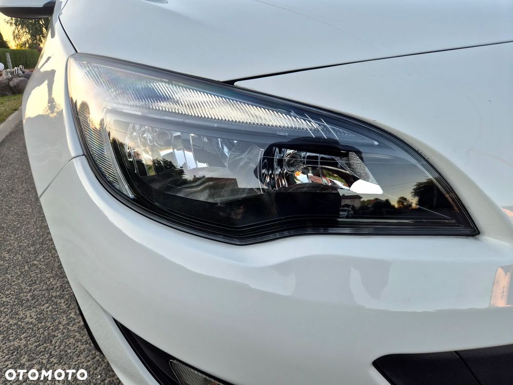 Opel Astra 1.6 Style - 9