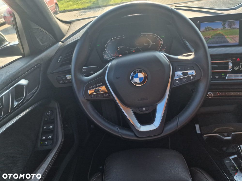 BMW Seria 1 120i Edition Colorvision - 21