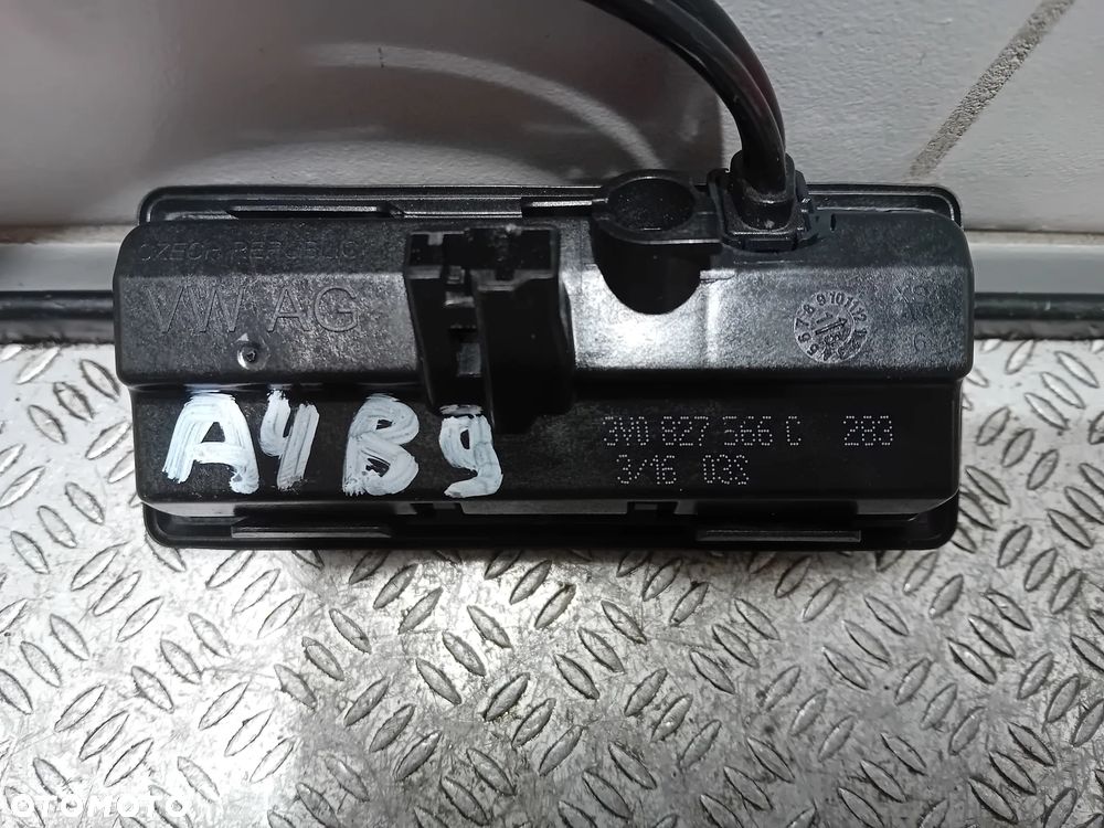 kamera cofania stycznik otwierania klapy Audi A4 B9 sedan 2017 3V0827566C - 3