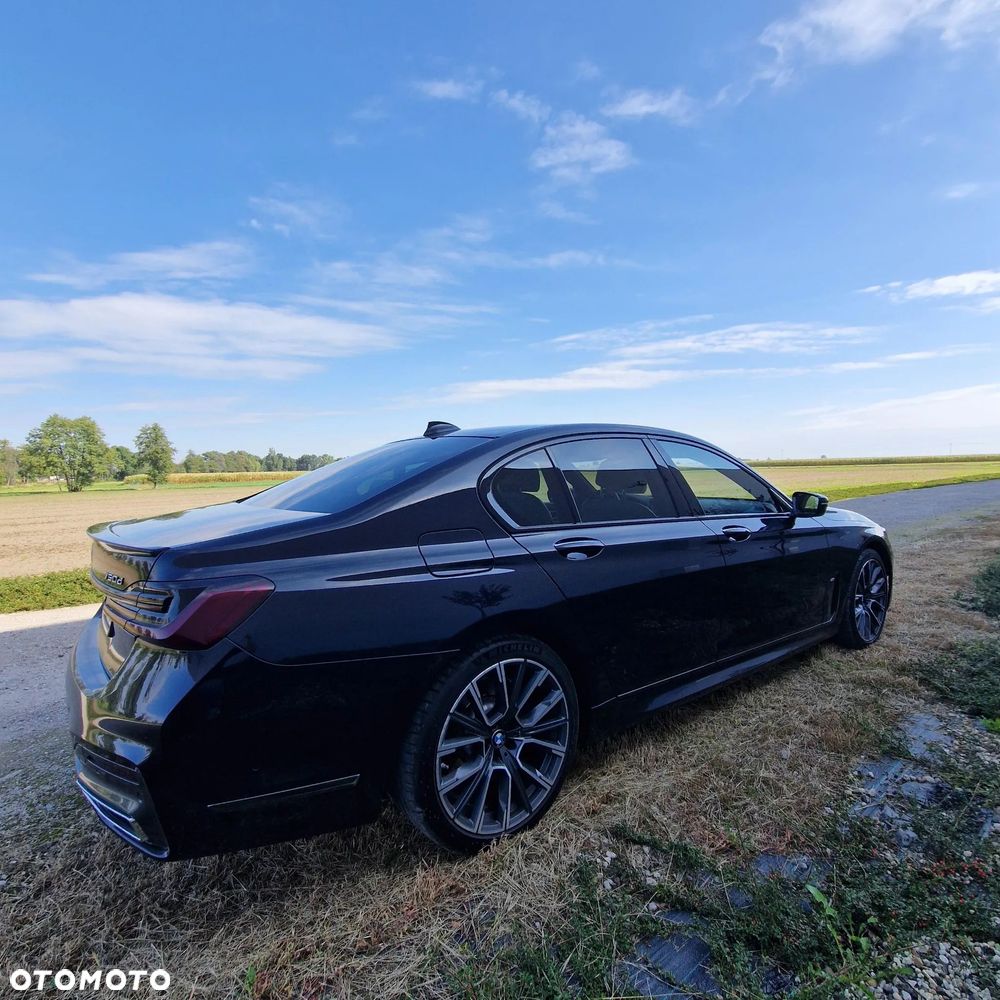 BMW Seria 7 750d xDrive sport - 12
