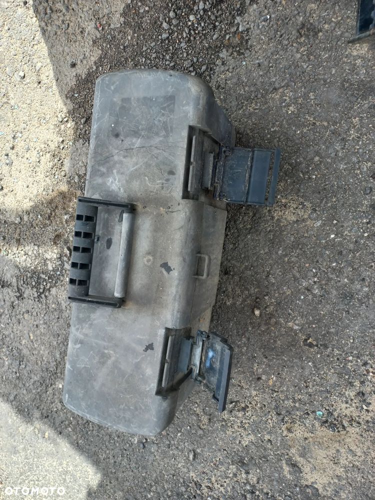 Case CVX,PUMA kabina, części kabiny,instalacja,plastiki,dach,licznik,sterowniki,komputer,wykładzina,nawiewy,tapicerka,błotniki,orbitrol,moduł jazdy gps,1190,145,170,230,150,185,270180,215,230,optum,240,340,225,130,maxxum,magnum,160,120,200, - 7
