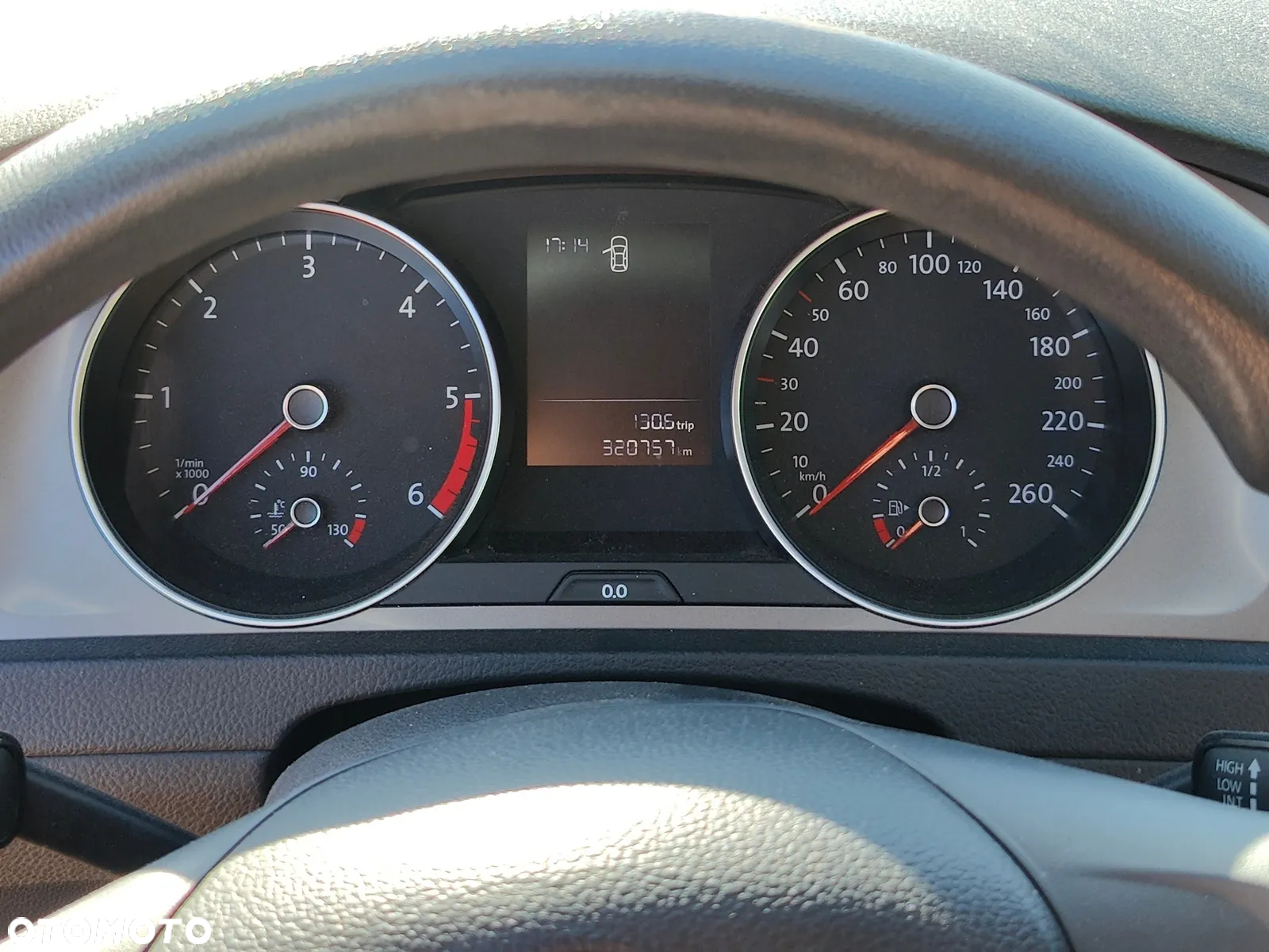 Volkswagen Golf - 13