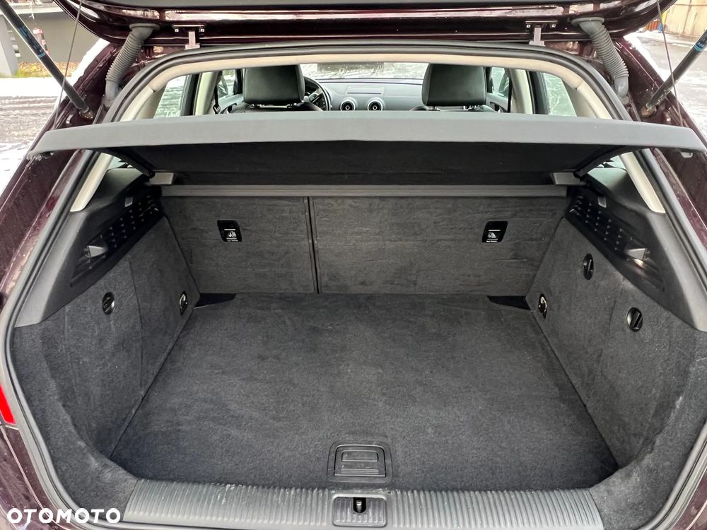Audi A3 Sportback - 19