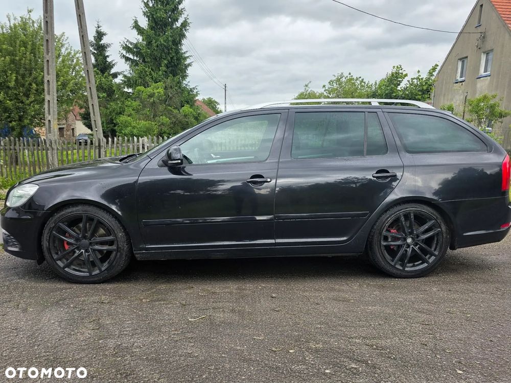 Skoda Octavia 2.0 TSI RS - 6