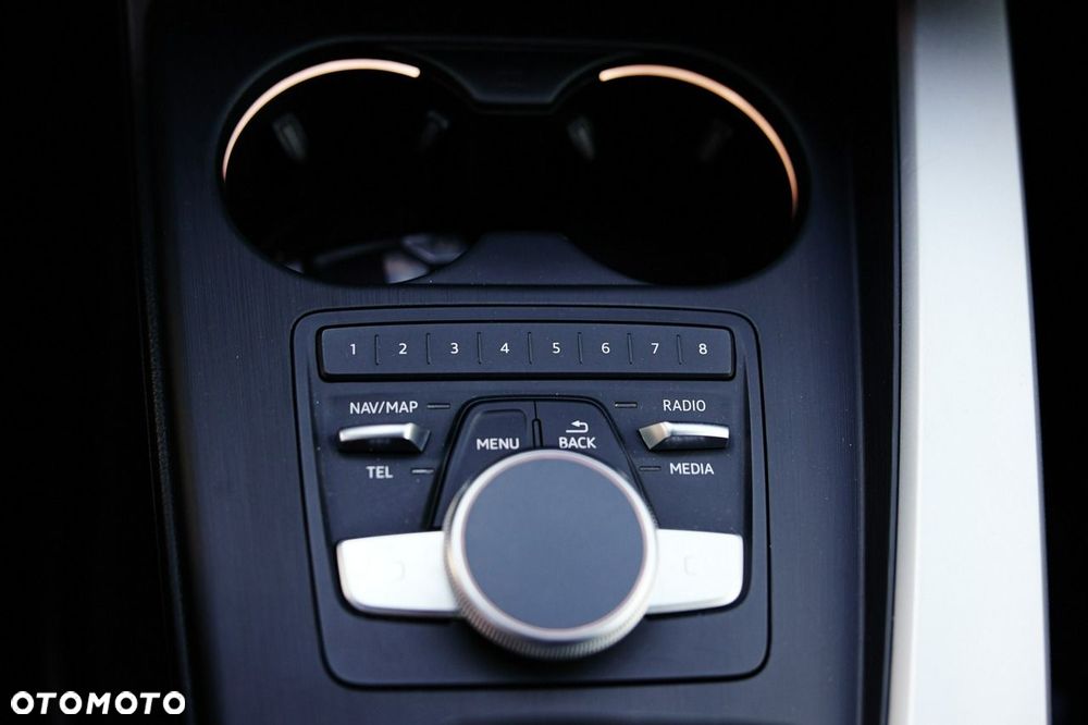 Audi A4 Limousine - 20