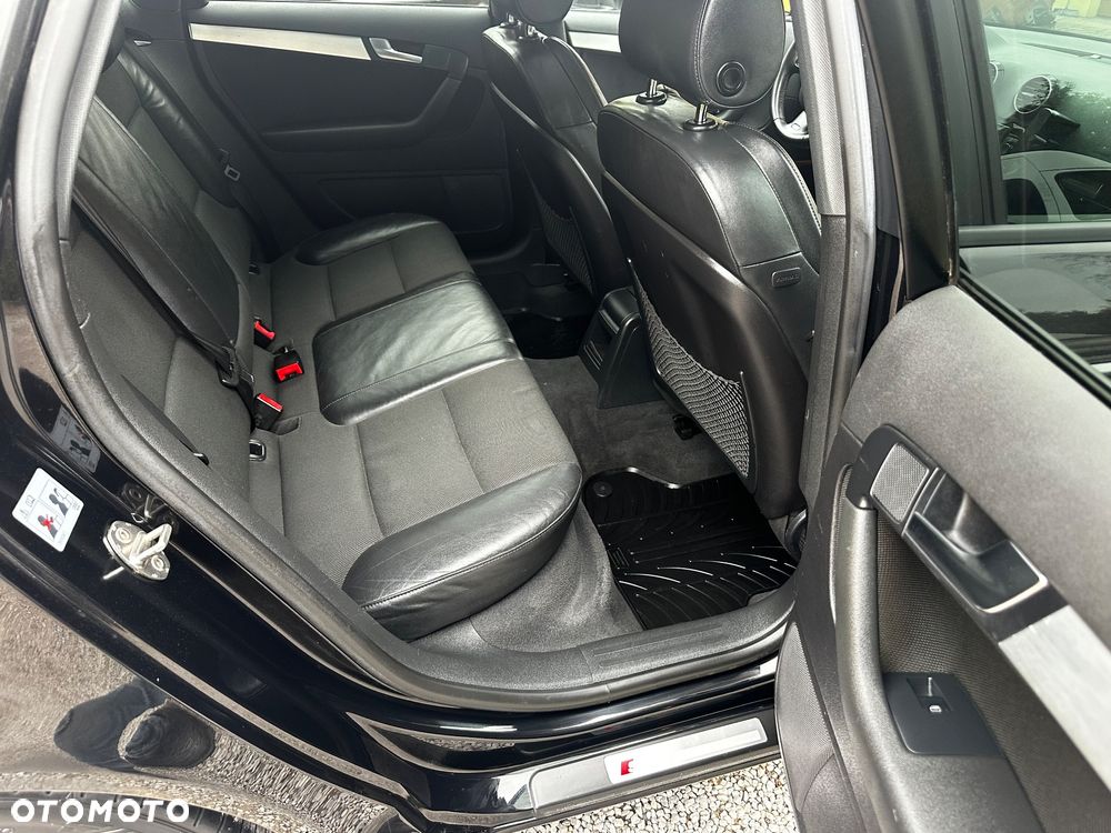 Audi A3 Sportback 2.0 TDI DPF S line Sportpaket plus - 31