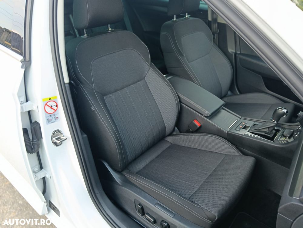 Skoda Superb 2.0 TDI DSG Sportline - 11