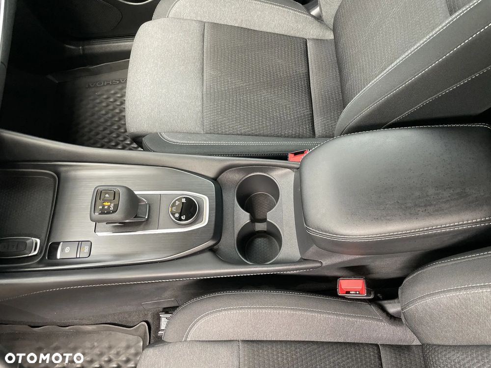 Nissan Qashqai 1.3 DIG-T MHEV 4x4 N-Connecta Xtronic - 27