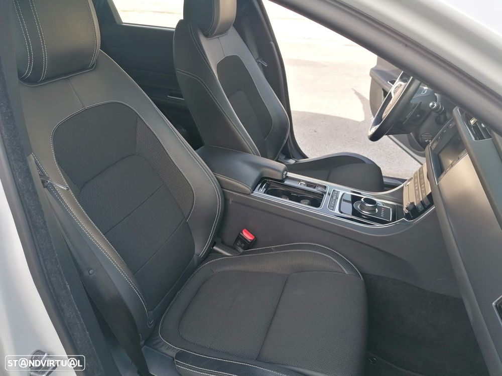 Jaguar XF 20d AWD Aut. R-Sport - 20