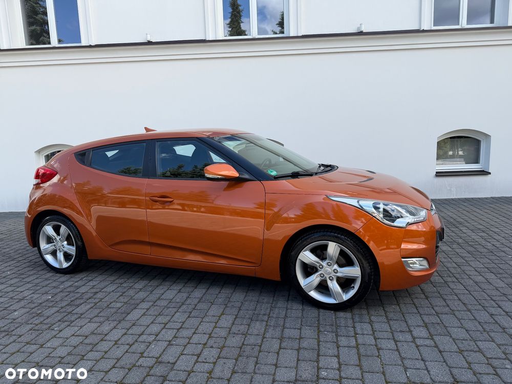 Hyundai Veloster 1.6 Style - 10