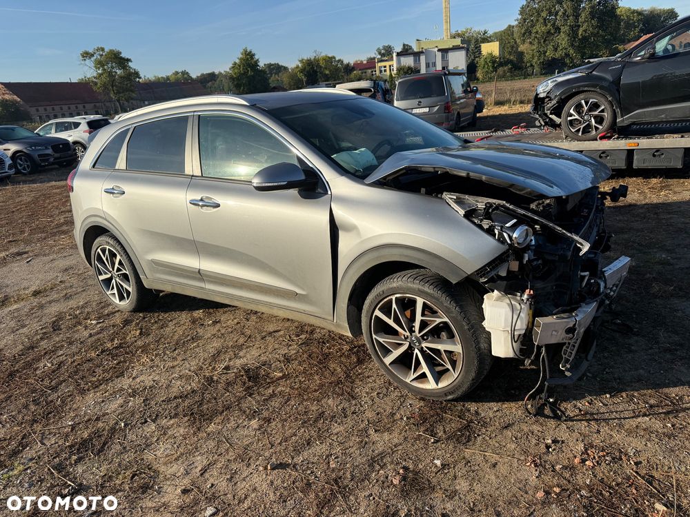 Kia Niro 1.6 GDI HEV 2WD OPF Vision - 6