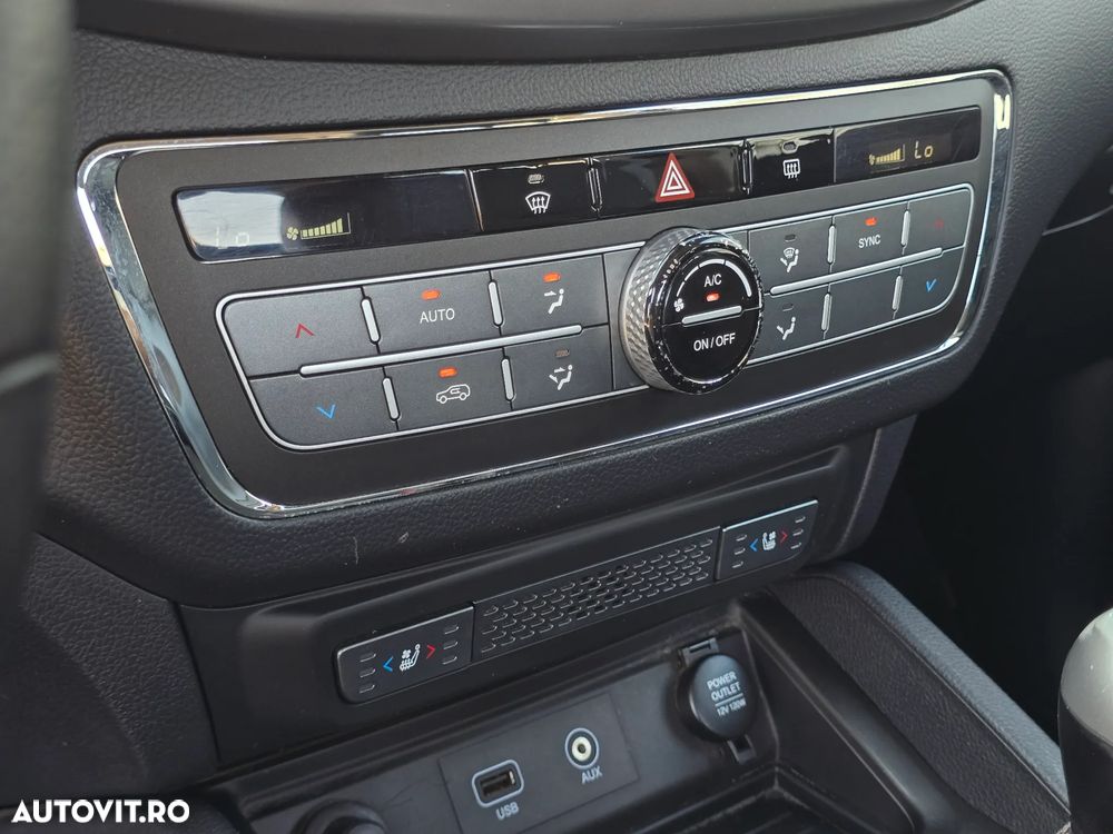 SsangYong MUSSO 4WD Crystal - 6