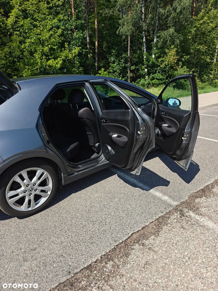 Honda Civic 1.8 Sport - 13