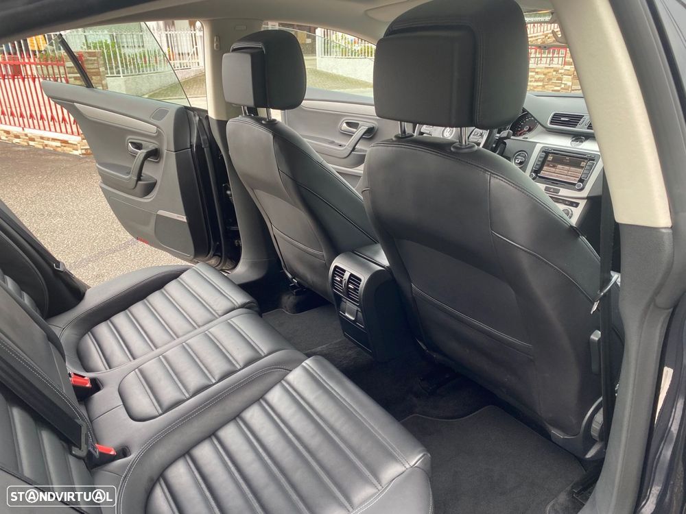VW Passat CC 2.0 TDi BlueMotion - 13