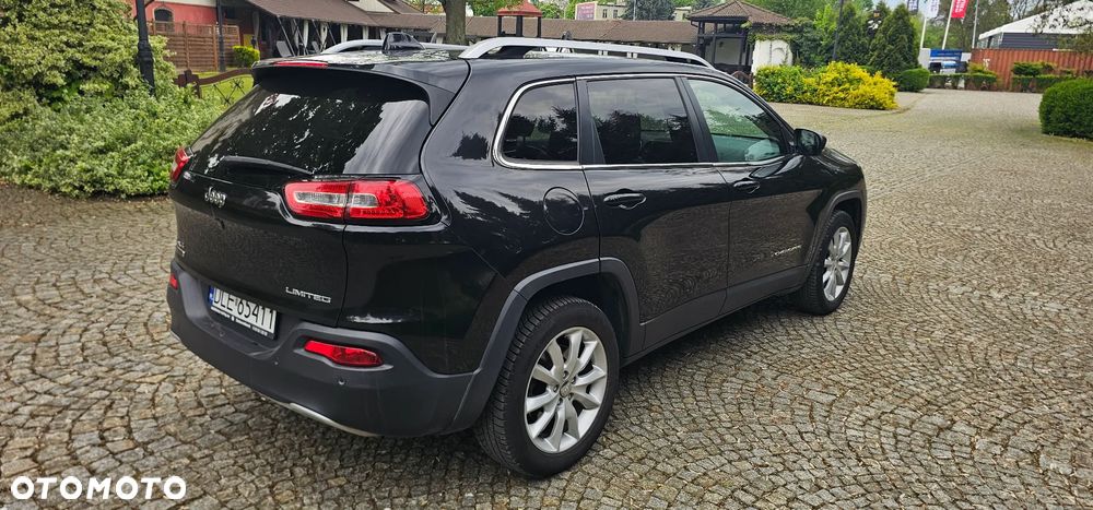 Jeep Cherokee - 7