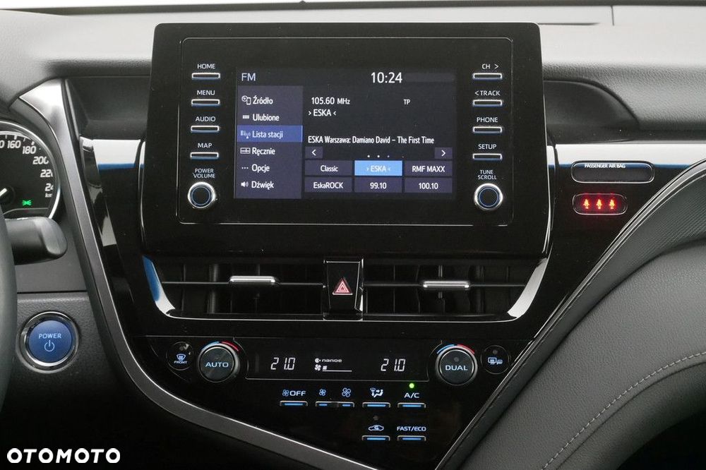 Toyota Camry 2.5 Hybrid Comfort CVT - 10