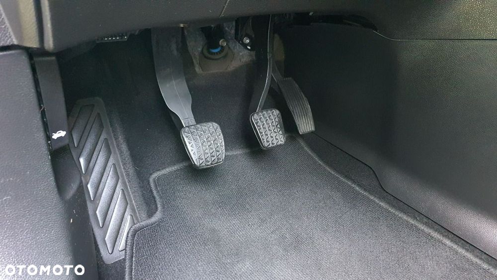 Opel Zafira - 15