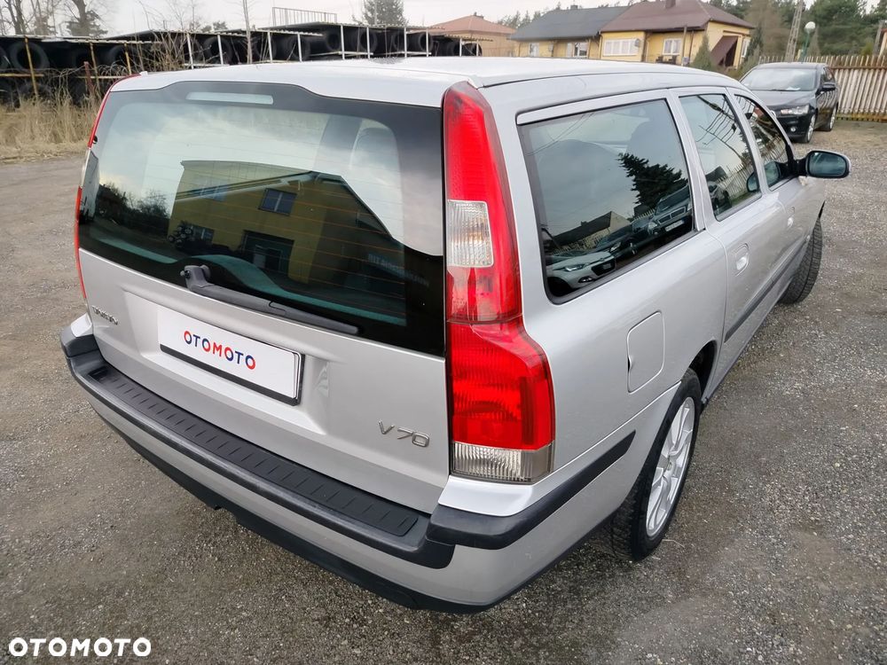 Volvo V70 - 11
