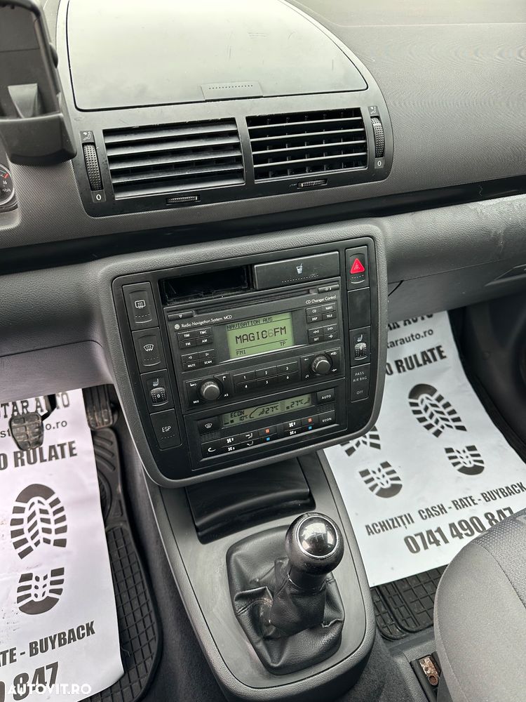 Volkswagen Sharan 2.0 TDI DPF Comfortline - 11