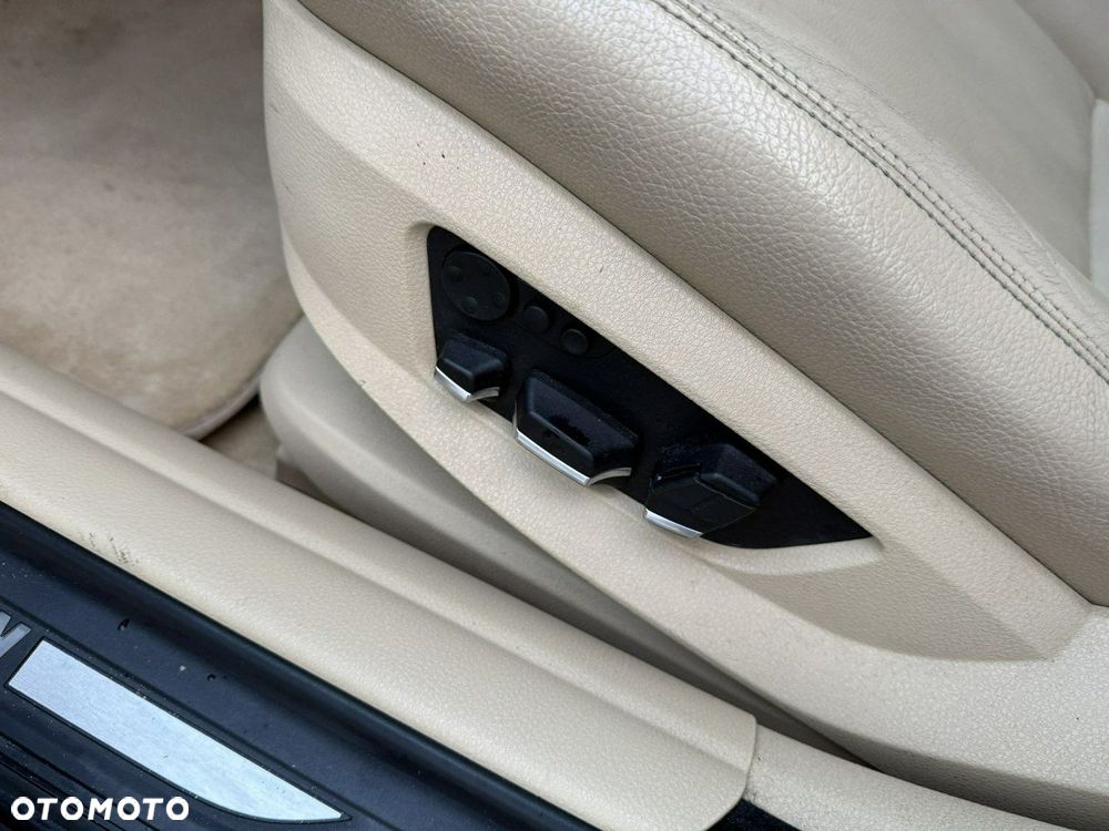 BMW Seria 5 530d - 11