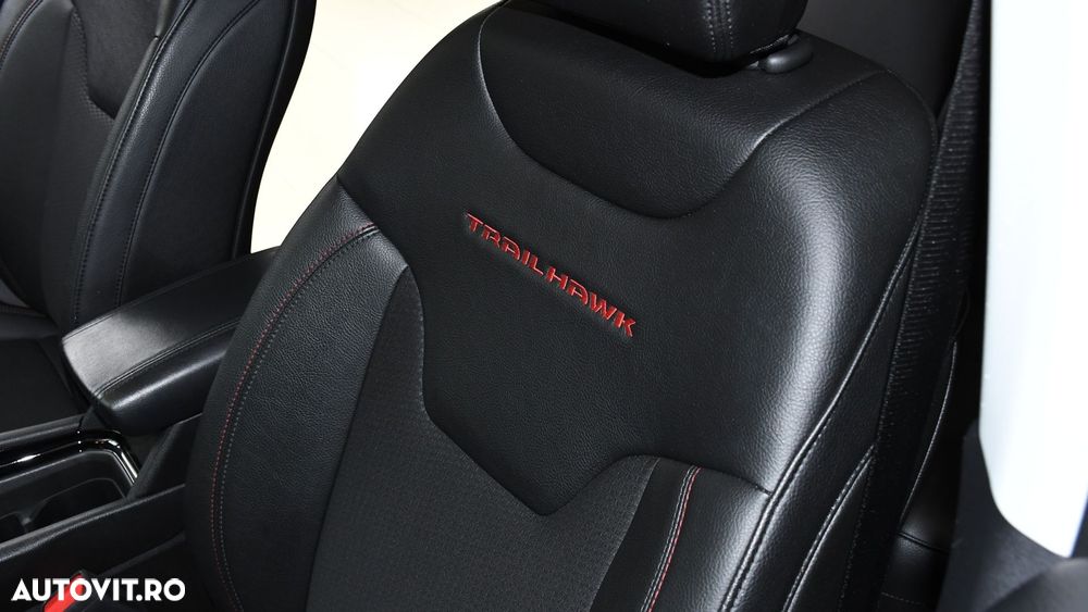 Jeep Compass 1.3 T4 4xe Automatik Trailhawk - 14